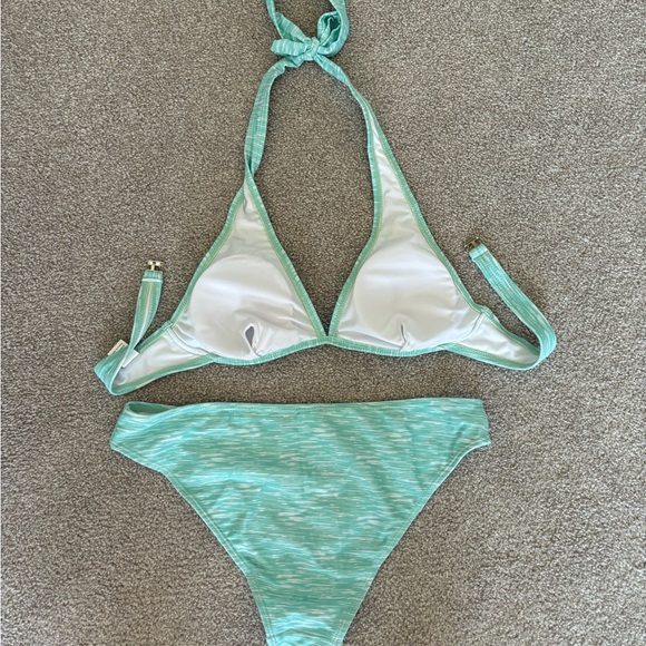 Lucky Bop brand new bikini. - Picture 5 of 6